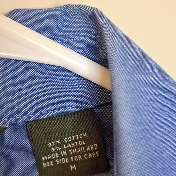 Eddie Bauer Women Shirt Blue Wrinkle Resistant Stretch Size M Button Up - Picture 7 of 10